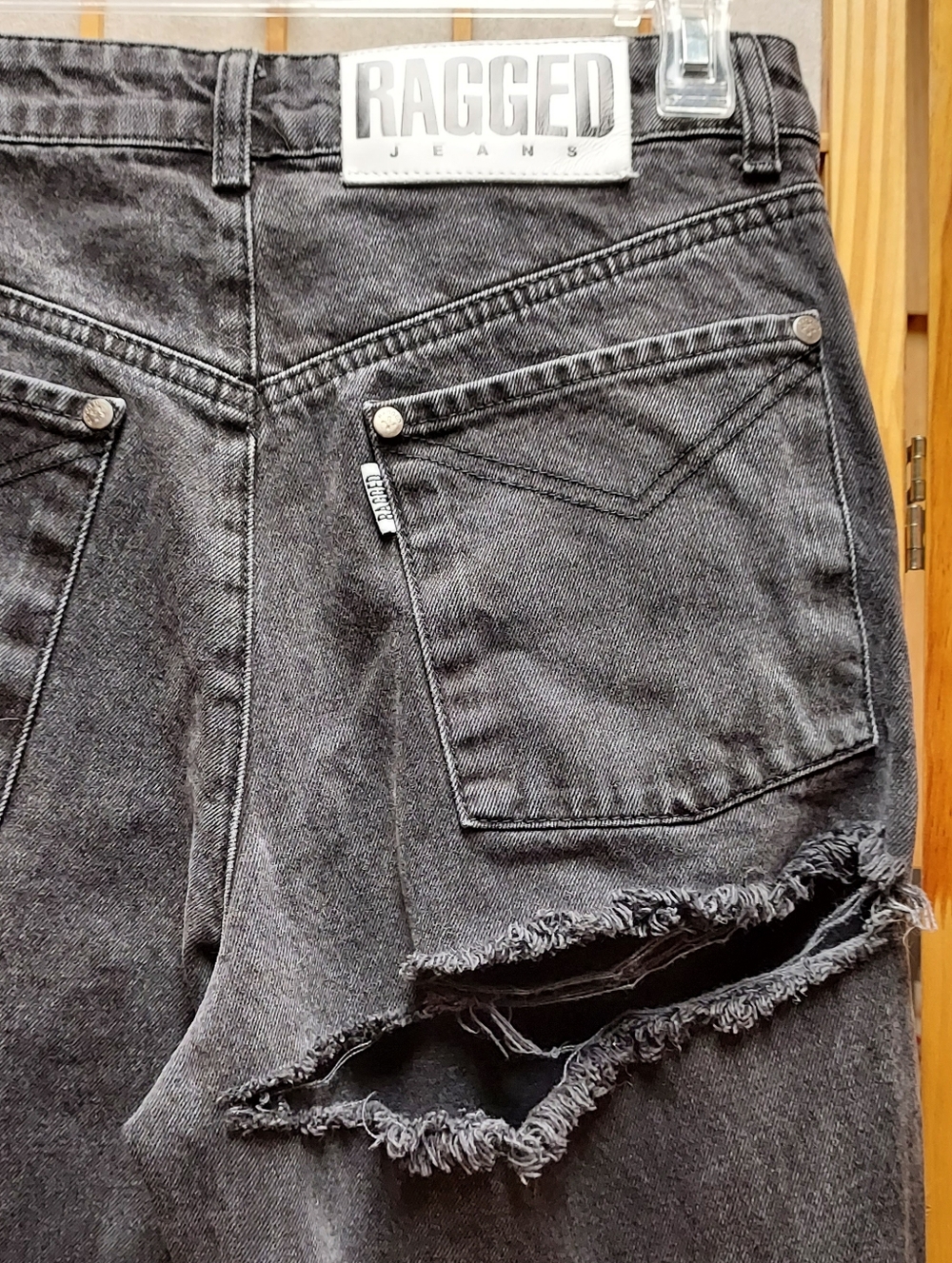 🖤 The Ragged Priest CUSTOM DIY Size 28/4 Or Juniors 5 High Waisted jeans - Picture 8 of 12